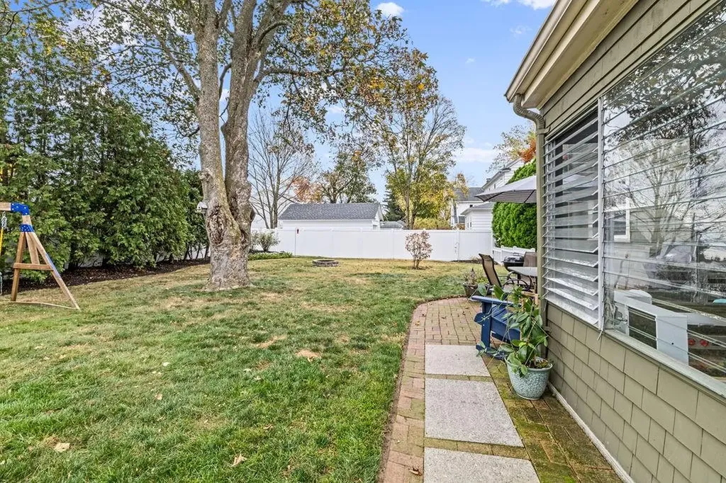 75 Tallman Avenue Cranston RI 02910