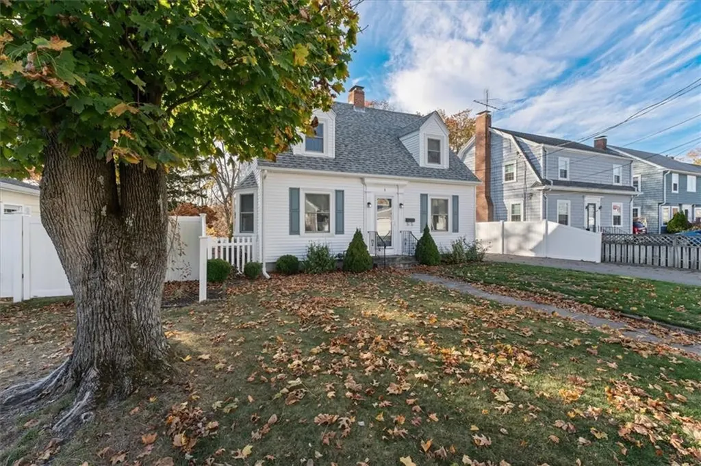 8 Fairview Avenue Lincoln RI 02865