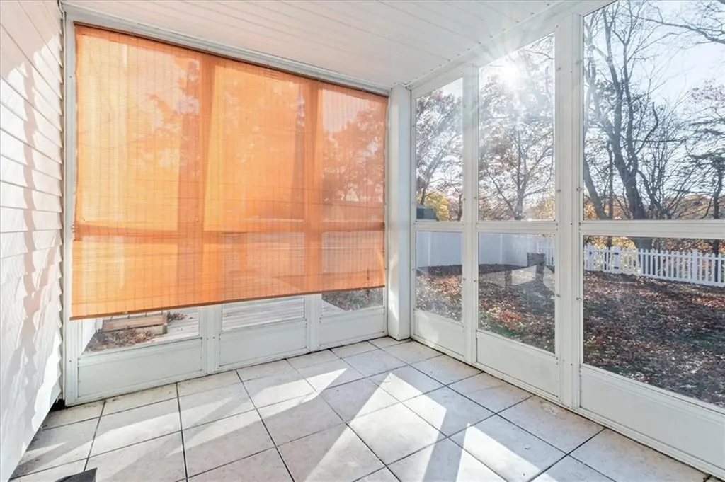 8 Fairview Avenue Lincoln RI 02865