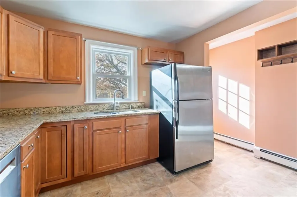 8 Fairview Avenue Lincoln RI 02865