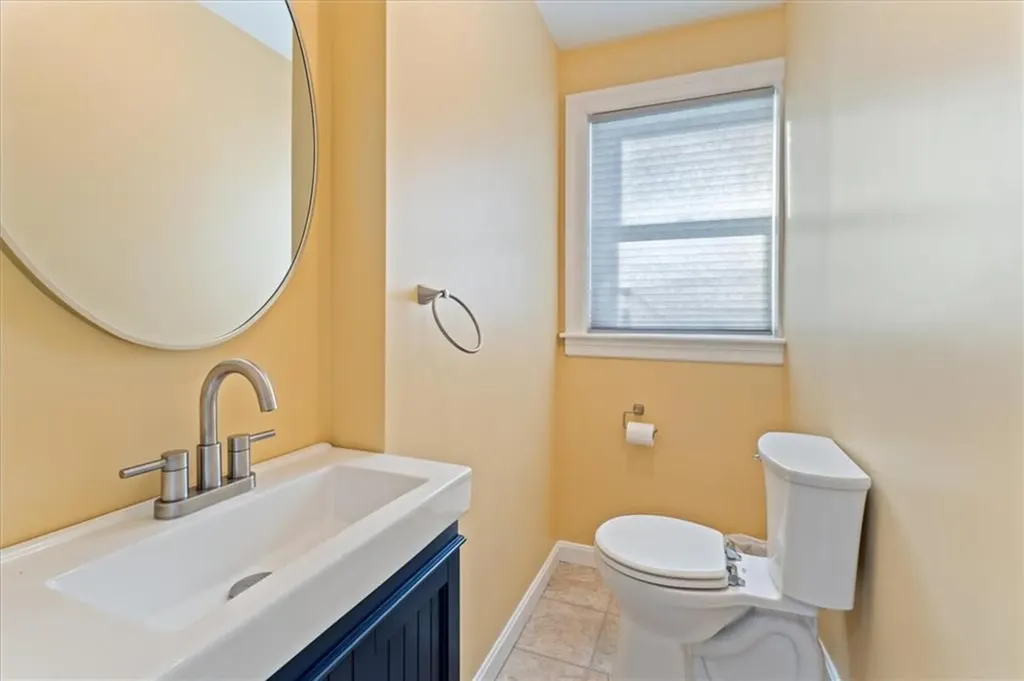 8 Fairview Avenue Lincoln RI 02865