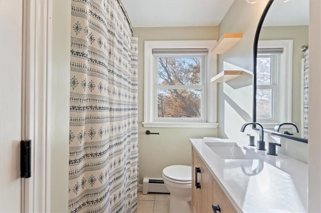 8 Fairview Avenue Lincoln RI 02865