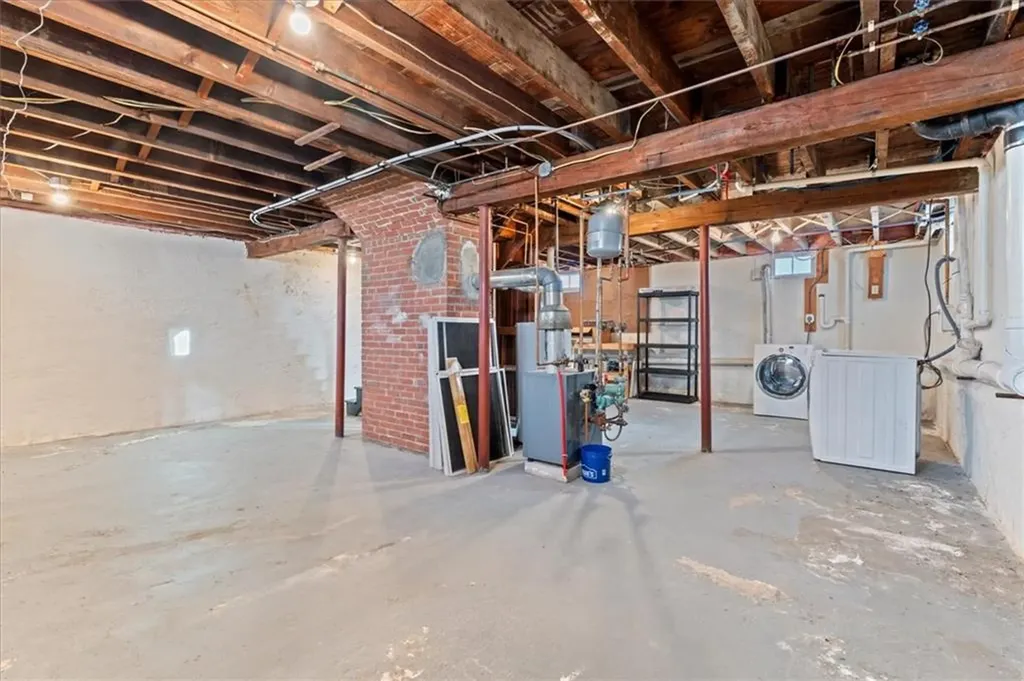 8 Fairview Avenue Lincoln RI 02865