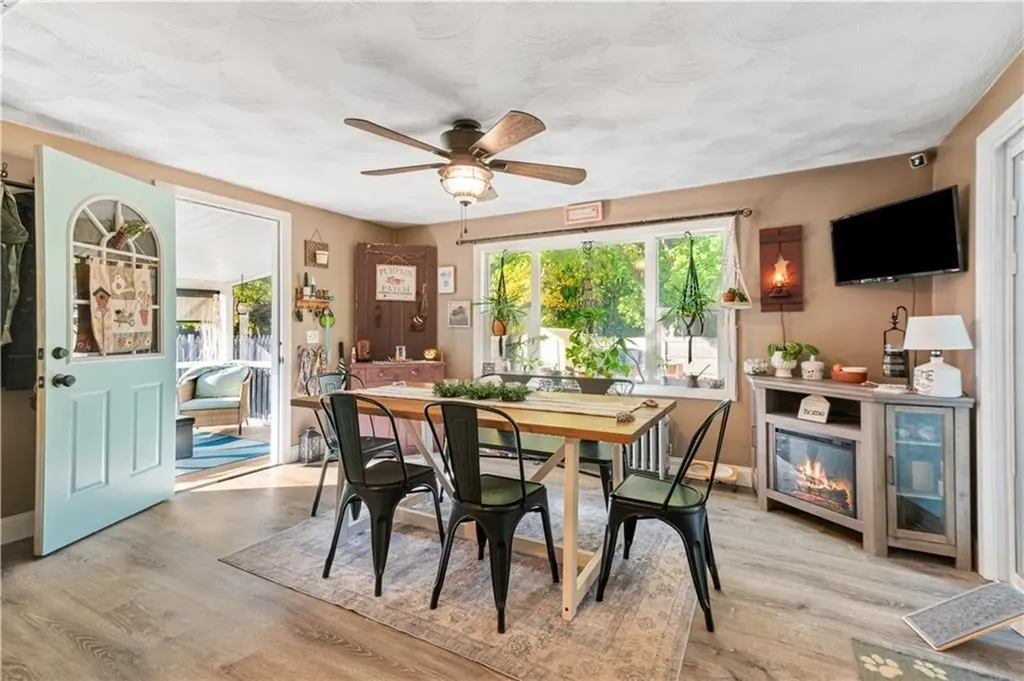 7 Eileen Drive West Warwick RI 02893