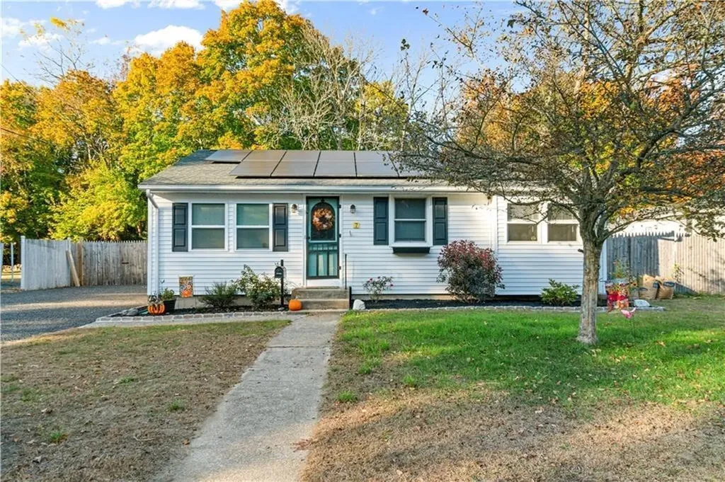 7 Eileen Drive West Warwick RI 02893