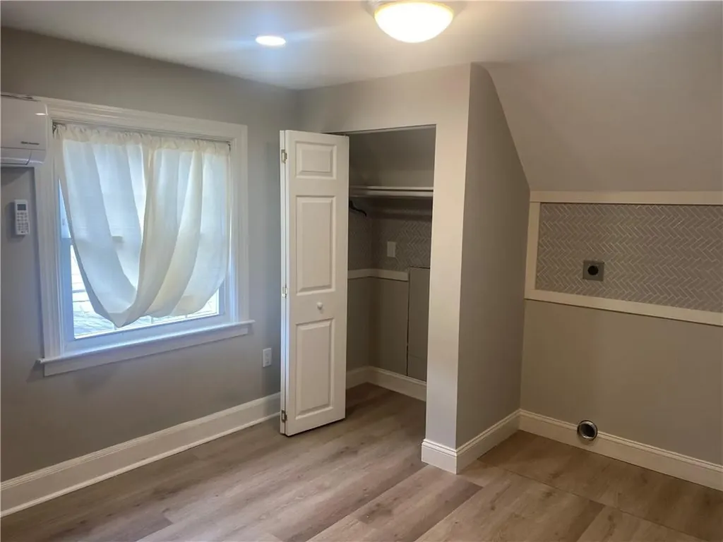 12 10 Miles Avenue Cranston RI 02920