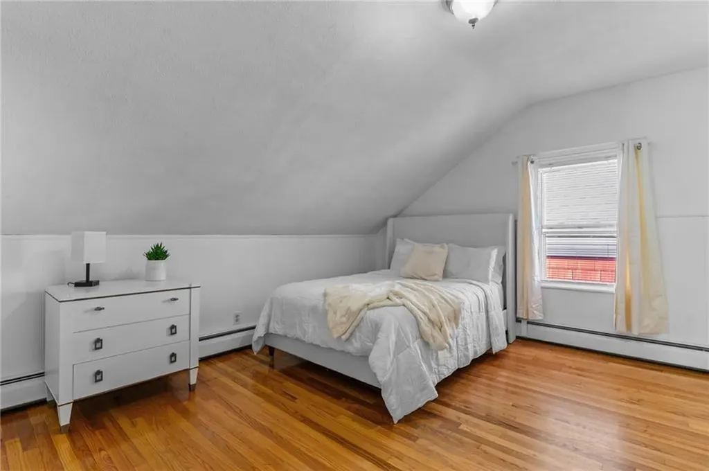 11 Linton Street Providence RI 02908