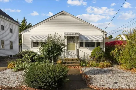 26 Webb Street Providence RI 02908