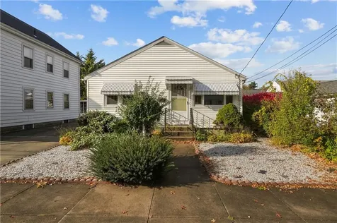 26 Webb Street Providence RI 02908