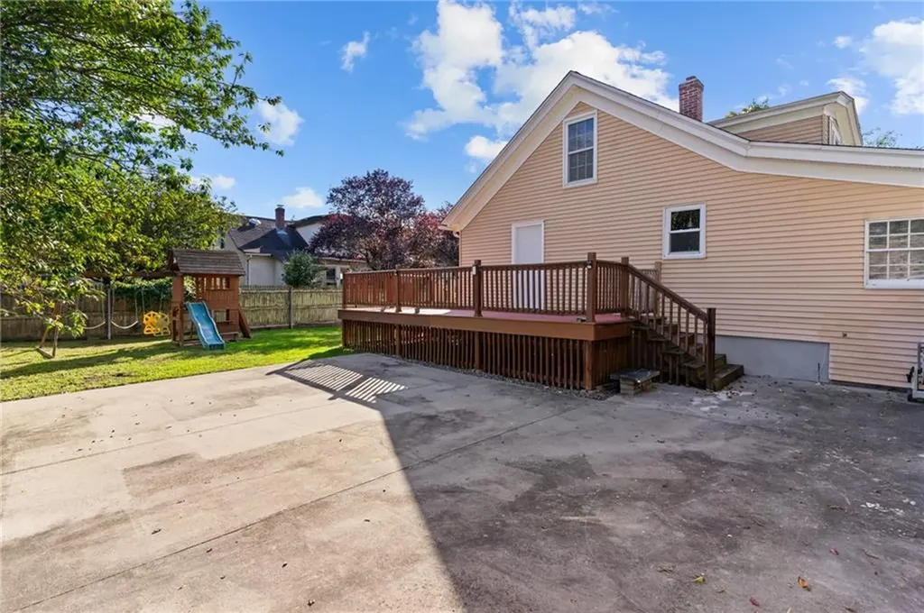 6 Kent Street West Warwick RI 02893