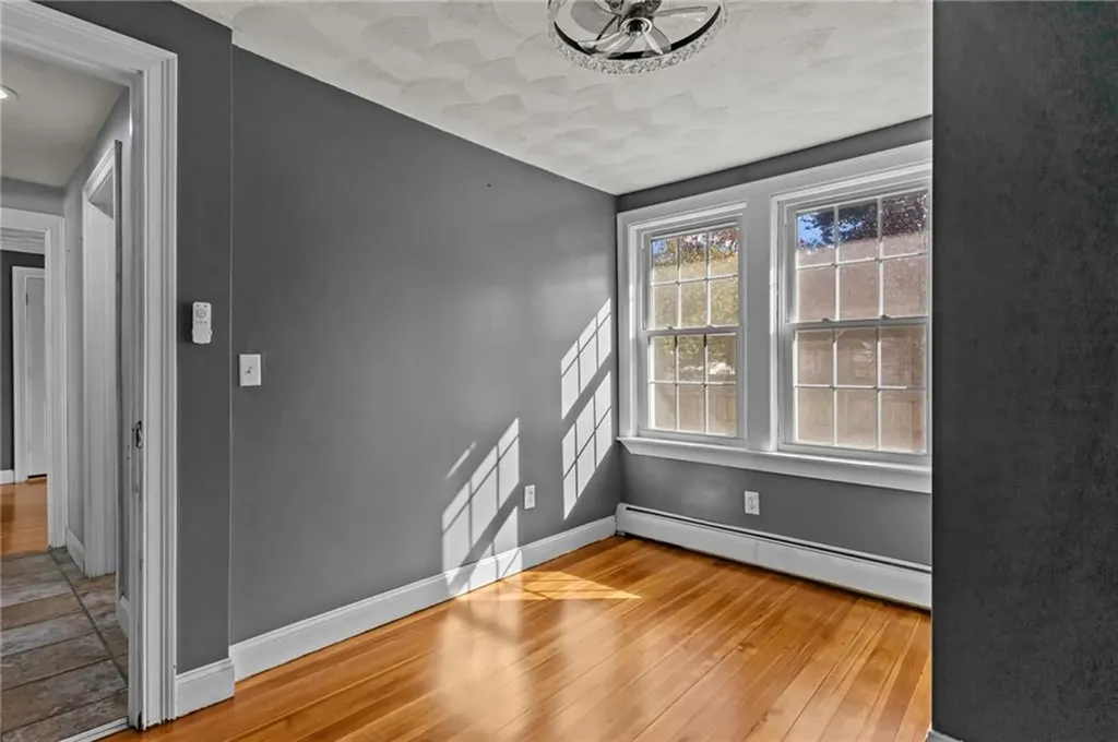 6 Kent Street West Warwick RI 02893