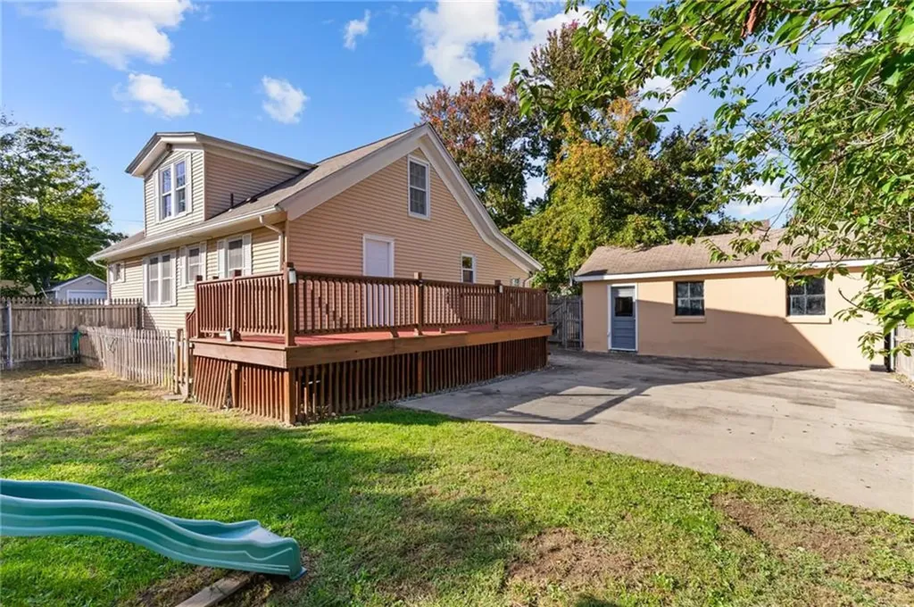 6 Kent Street West Warwick RI 02893