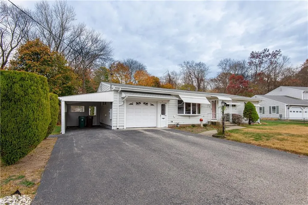 56 Rose Avenue Woonsocket RI 02895