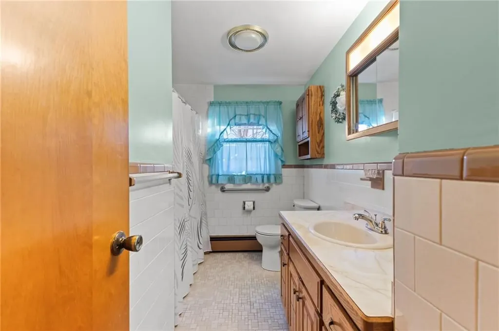941 Central Avenue Pawtucket RI 02861