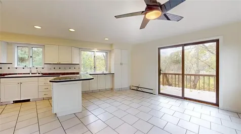 66 Silver Lake Avenue South Kingstown RI 02879