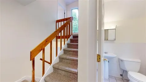 66 Silver Lake Avenue South Kingstown RI 02879