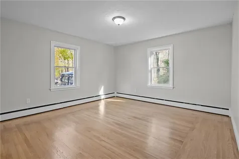 40 Woodlawn Road North Smithfield RI 02896