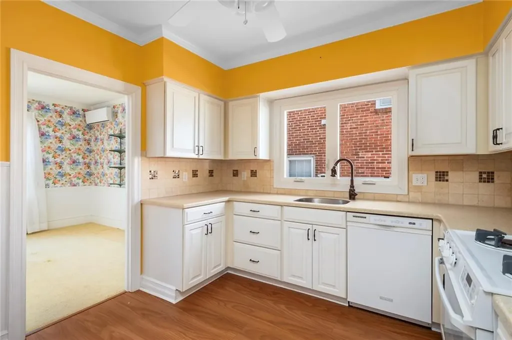 321 Cole Avenue Providence RI 02906