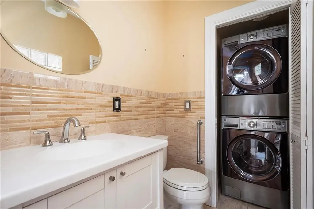 321 Cole Avenue Providence RI 02906