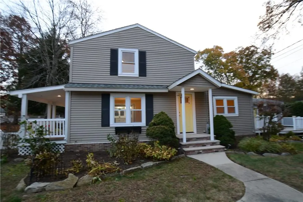 15 Granite Street Johnston RI 02919