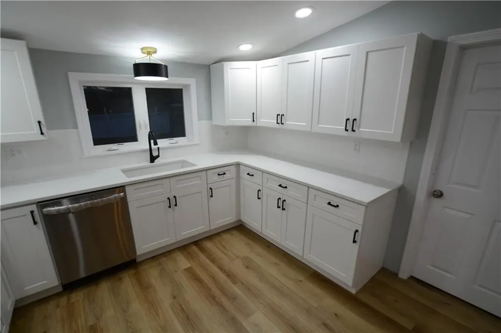15 Granite Street Johnston RI 02919