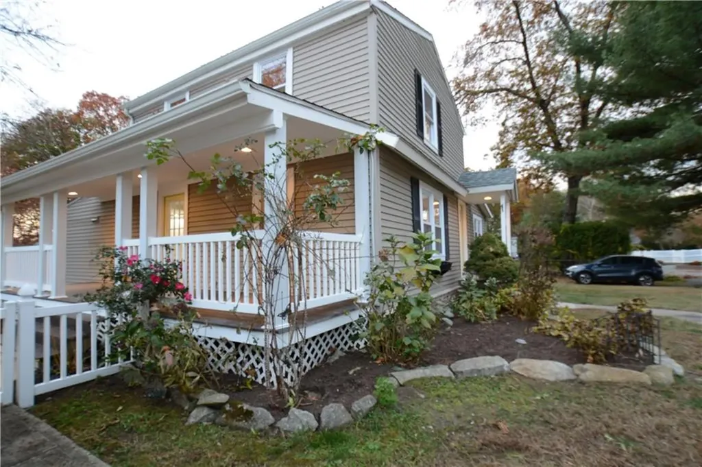 15 Granite Street Johnston RI 02919