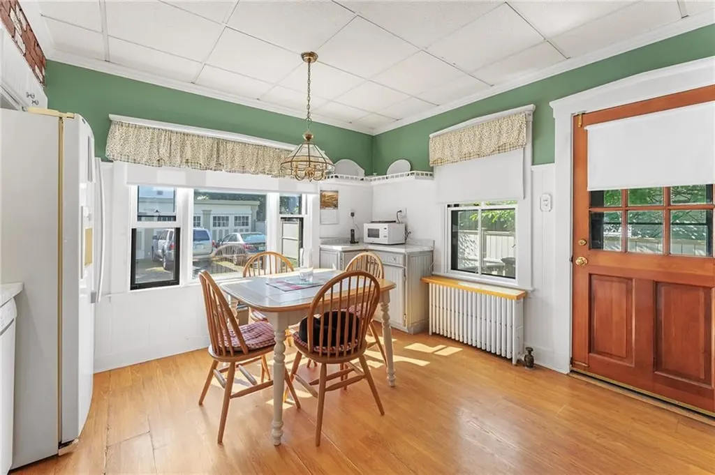 286 Central Street Central Falls RI 02863