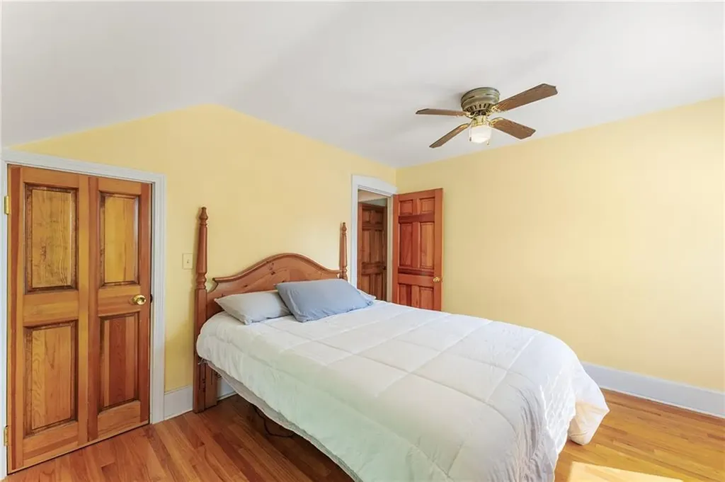 286 Central Street Central Falls RI 02863