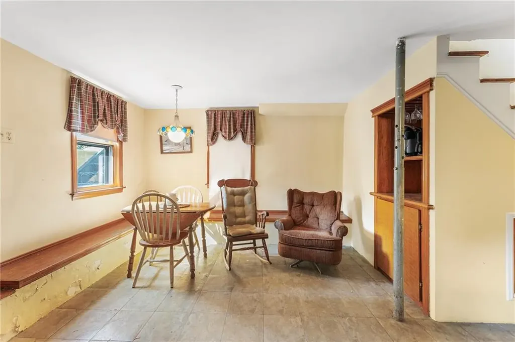 286 Central Street Central Falls RI 02863
