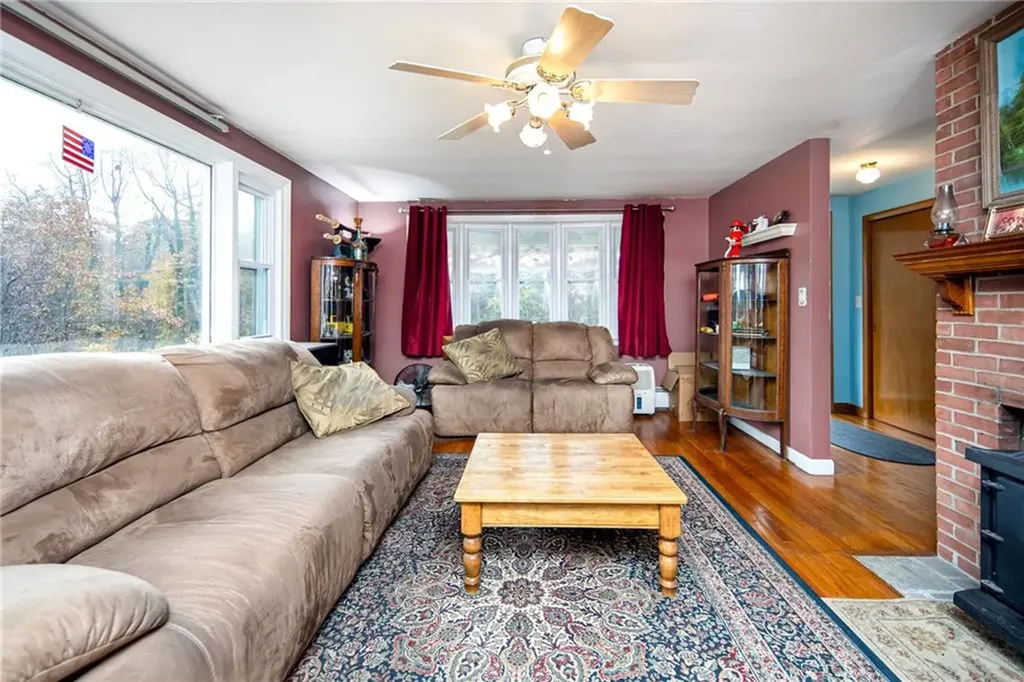 41 Old River Road Lincoln RI 02865