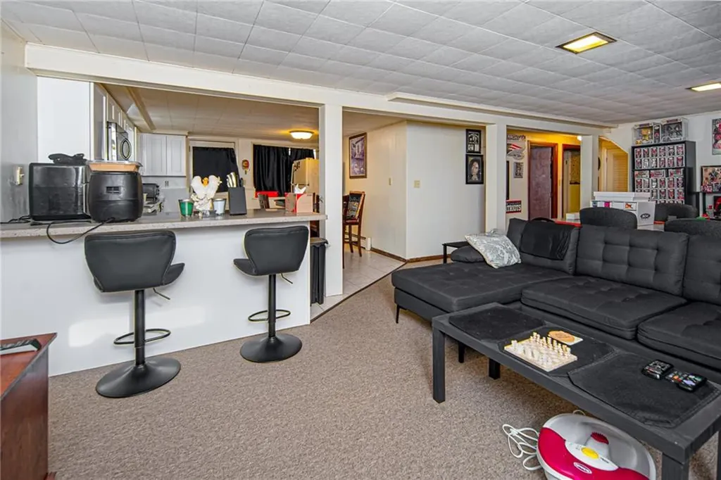 41 Old River Road Lincoln RI 02865