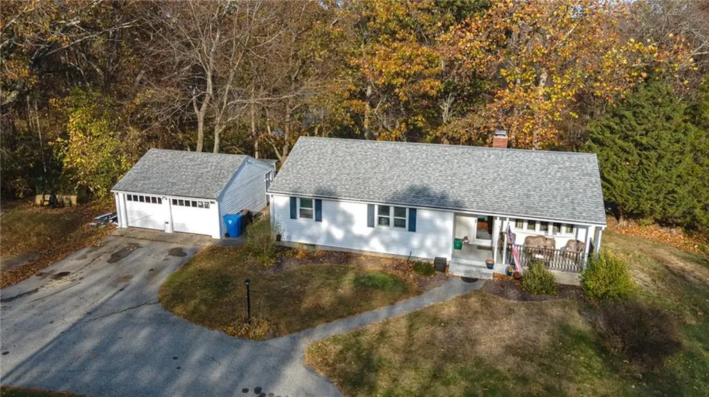 41 Old River Road Lincoln RI 02865