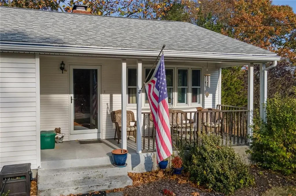 41 Old River Road Lincoln RI 02865