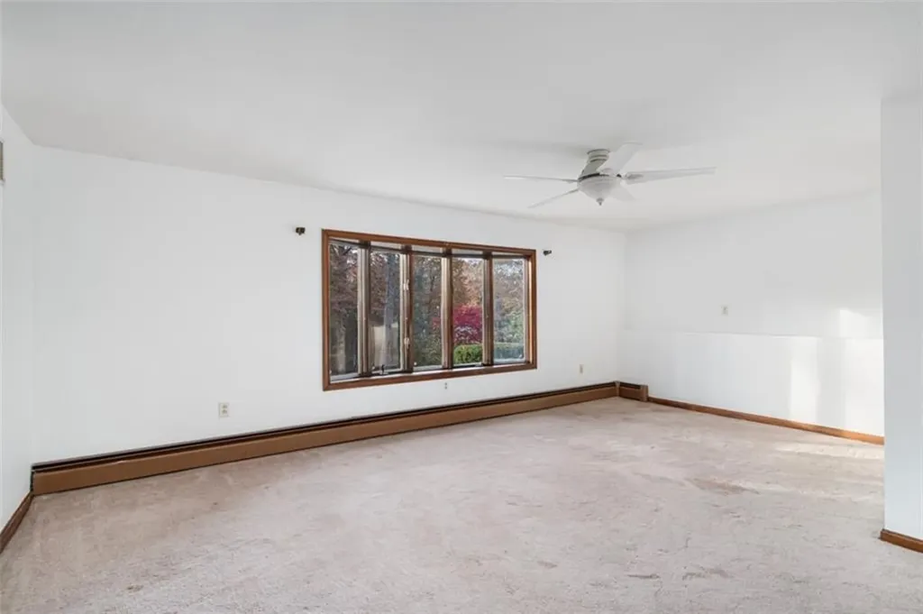 313 Station Street Coventry RI 02816