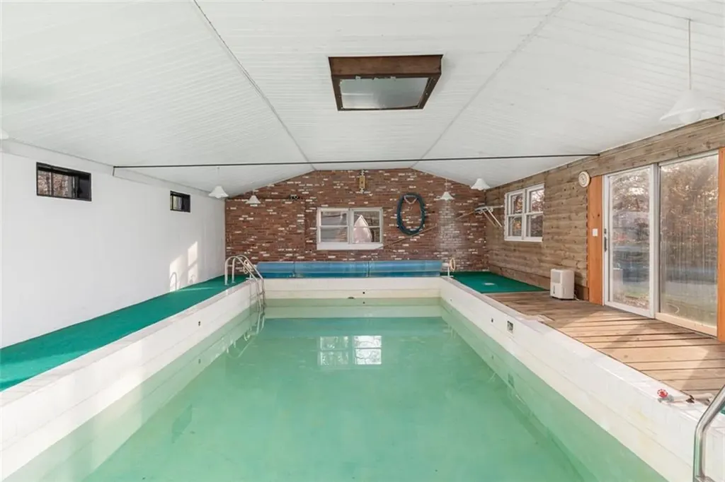 313 Station Street Coventry RI 02816