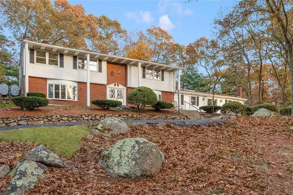 313 Station Street Coventry RI 02816