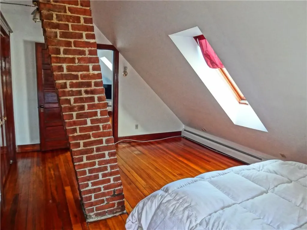 37 Edward Street Newport RI 02840