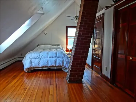 37 Edward Street Newport RI 02840