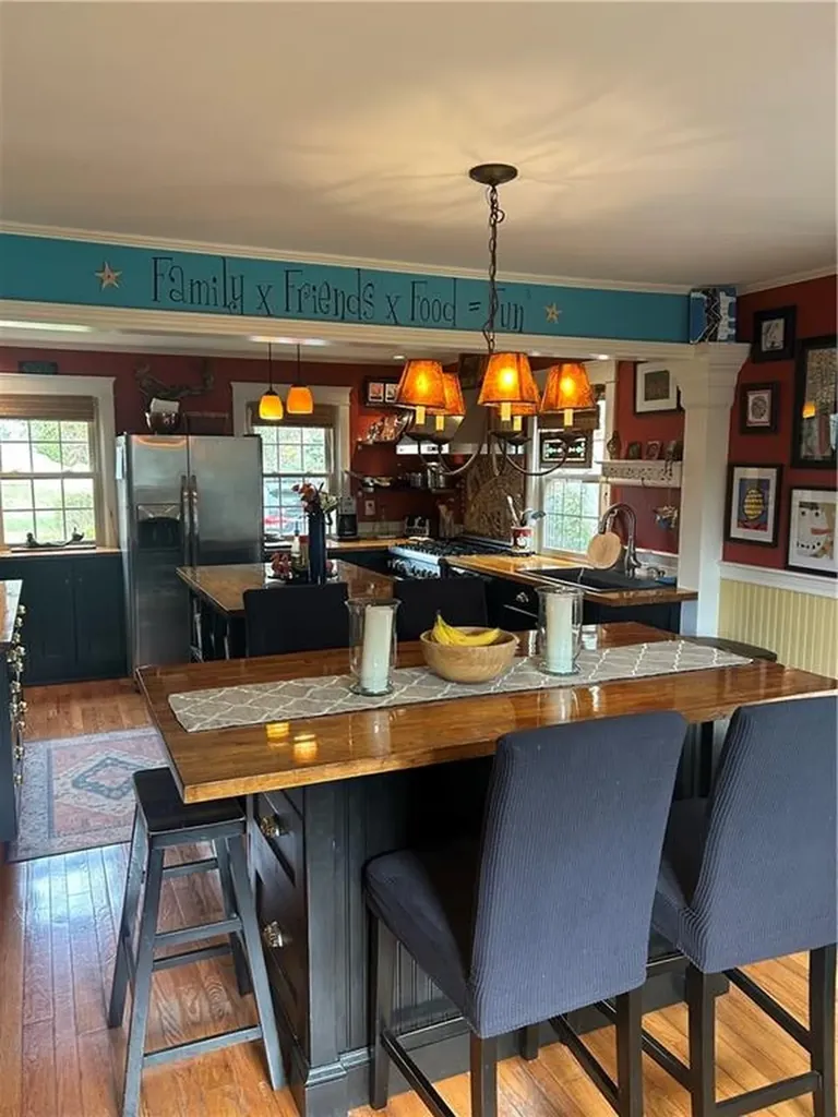7 Boulevard East Boulevard Middletown RI 02842