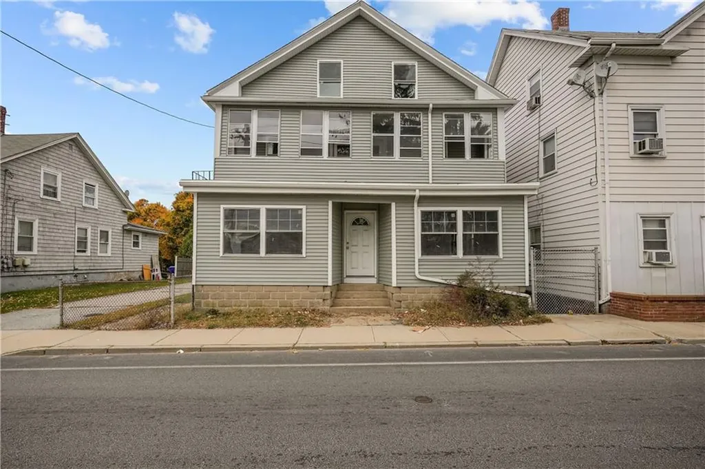 22 Wakefield Street West Warwick RI 02893