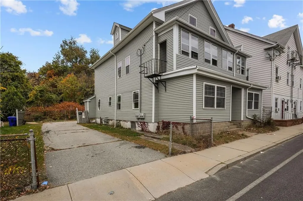22 Wakefield Street West Warwick RI 02893