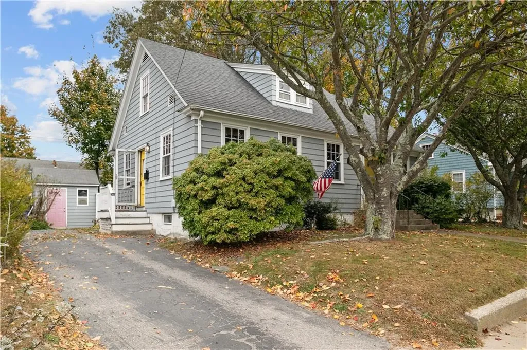 47 Admiral Kalbfus Road Newport RI 02840