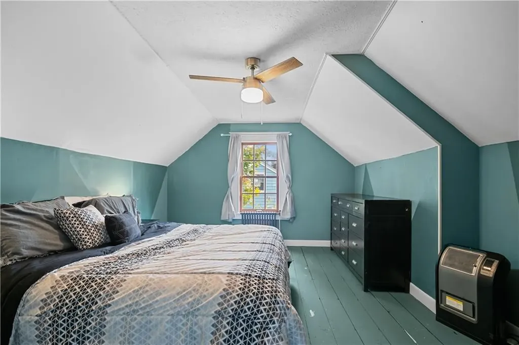 47 Admiral Kalbfus Road Newport RI 02840