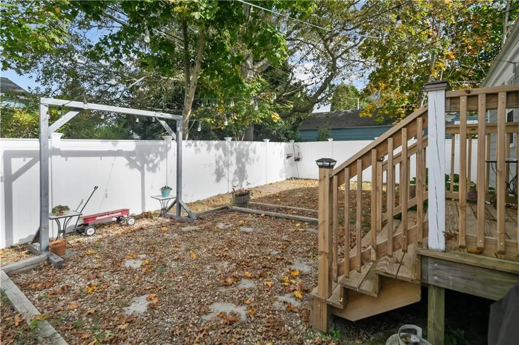 47 Admiral Kalbfus Road Newport RI 02840