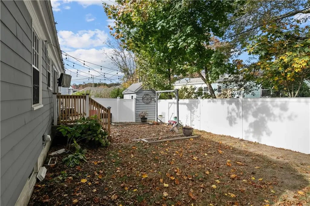47 Admiral Kalbfus Road Newport RI 02840