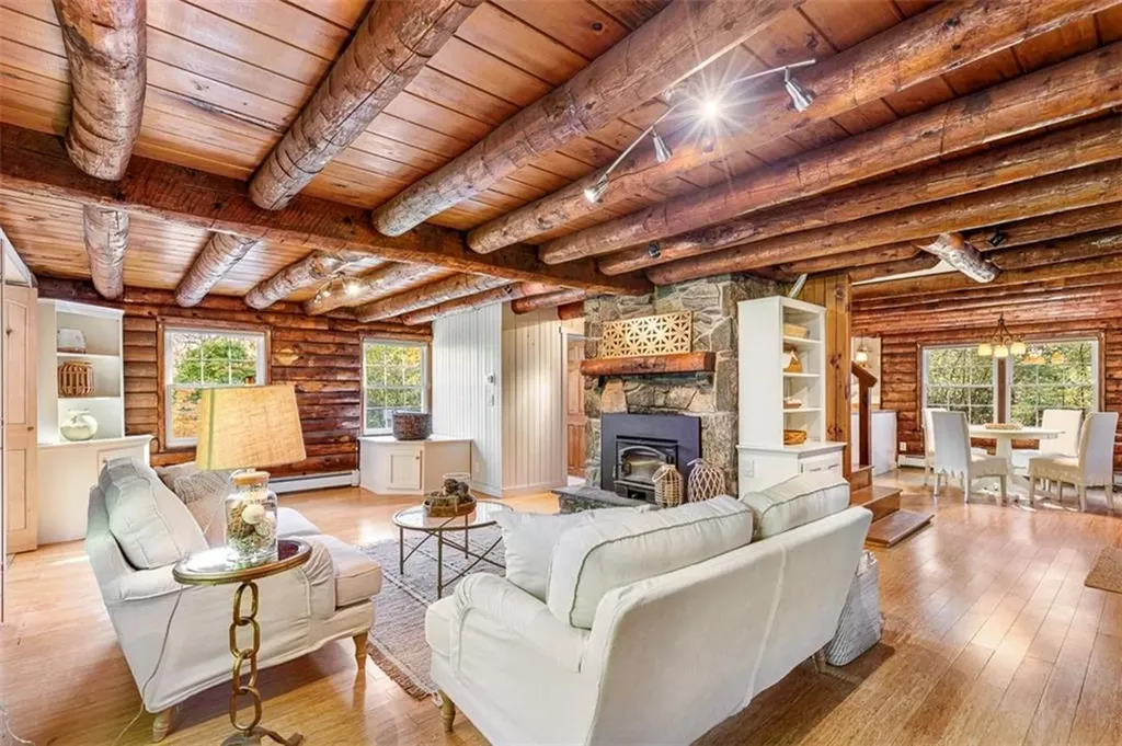 30 Burr Avenue Barrington RI 02806