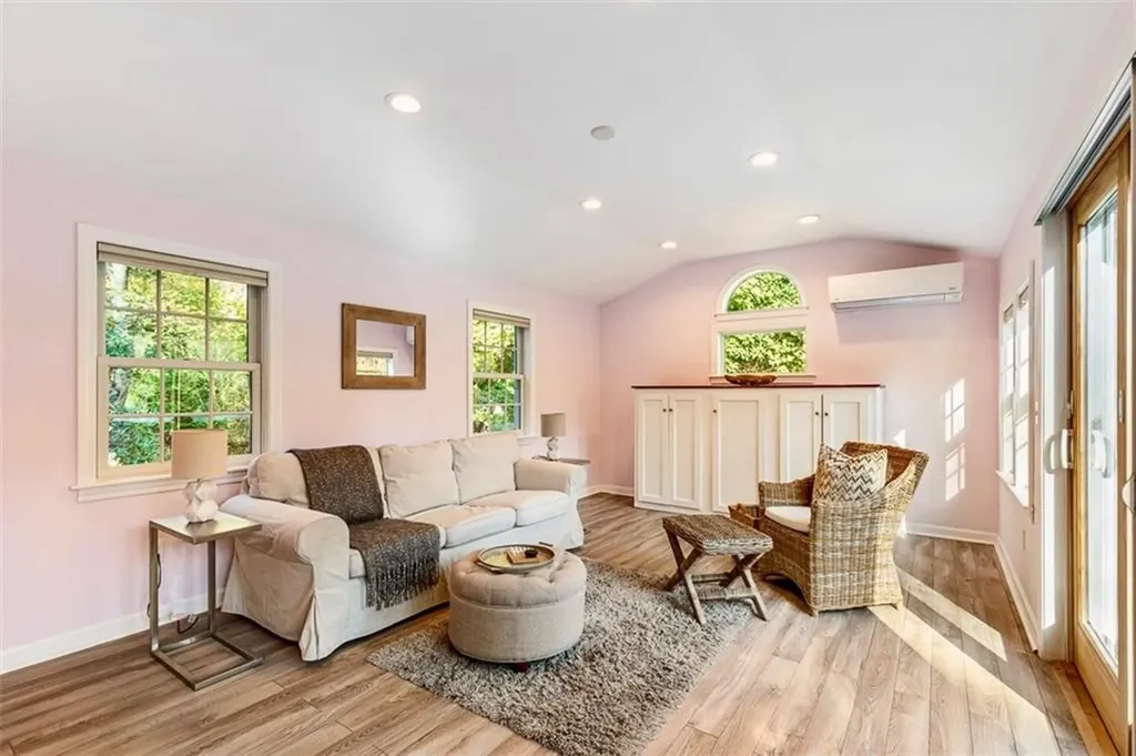 30 Burr Avenue Barrington RI 02806