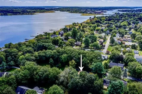 30 Burr Avenue Barrington RI 02806