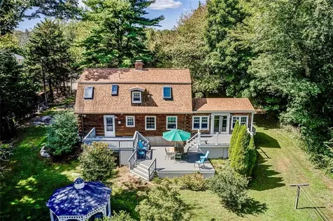 30 Burr Avenue Barrington RI 02806