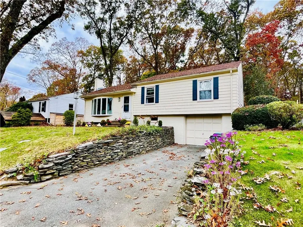 59 Darling Street Warwick RI 02886